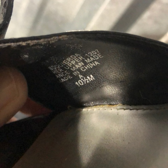 10 1/2 black Bandolino heeled slide - Picture 5 of 6